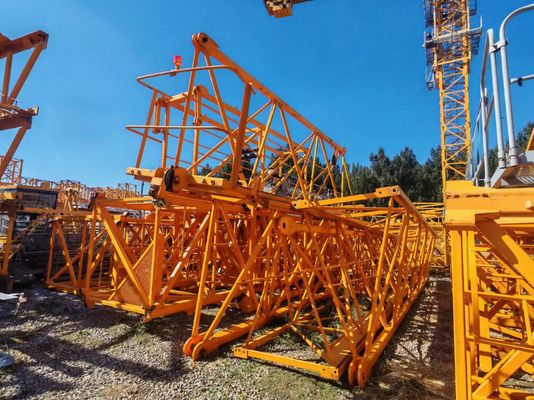 Ζουμλίον 6012 Χρησιμοποιούμενο γερανό 8 τόνων μέγιστο φορτίο και 2,8 μέτρα ολόκληρο στέλεχος για κατασκευαστικά έργα