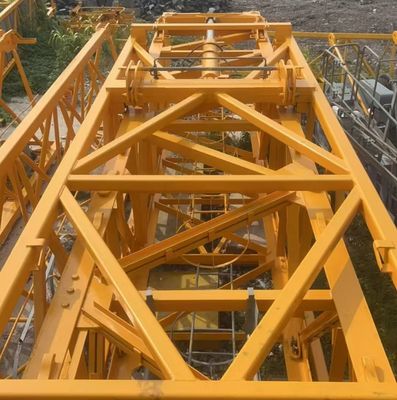QTZ250 7020 Χρησιμοποιούμενο γερανό πύργου με 10 τόνους μέγιστο φορτίο 70m βύθιση και L68 μίσθο