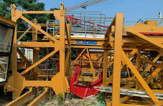 Φορτίο 10 τόνων φορτίο 7020 Χρησιμοποιούμενο γερανό πύργου με ανεξάρτητο ύψος 60 μέτρων